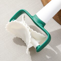 !09 Валик для нарезки из теста 16.5×8×4 см, белый