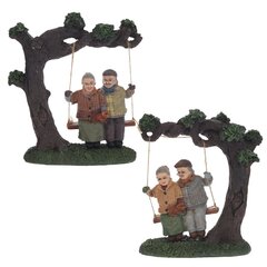 Фигурка декоративная "Бабушка с дедушкой", L19 W8 H21 см, 1 штука, дизайн микс