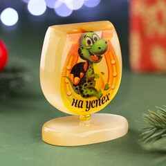 !09 Сувенир "На успех", на подставке, селенит