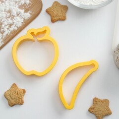 !09Набор форм для печенья «Фрукты», 2 шт, яблоко 7,5×7×2, банан 8,5×2×2 см, цвет жёлтый