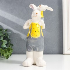 !09 Сувенир керамика "На плечах у папы" жёлтый, 10х9,5х21 см!