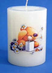 !09 НАБОР СВЕЧЕЙ 2 ШТУКИ - Свеча декоративная "Медвежонок с ромашками" 7x7x10 см цвет белый ивори