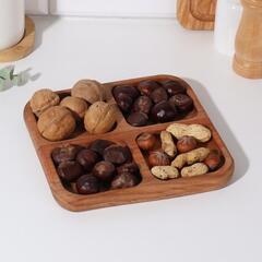 !09 Менажница квадратная, бук 4 отсека d=20 см