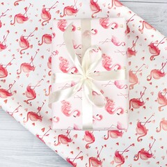 !Набор глянцевой бумаги (3 листа) с печатью "Фламинго", 0,7 х 1 м.