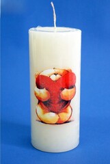 !09 НАБОР СВЕЧЕЙ 2 ШТУКИ - Свеча декоративная "Мишка с сердцем" 12x5x5 см. цвет белый ивори