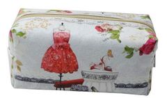 !09 Косметичка Magic Home "Красное платье"
