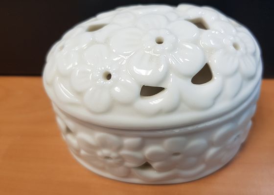 !09 Шкатулка для украшений, белая 9x6x6 см.