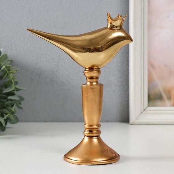 Фигурка полистоун «Птица в короне на подставке», золото, 14.3×8×20 см