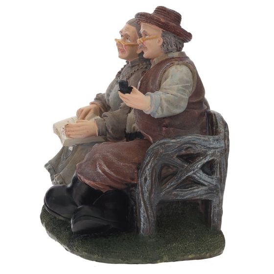 Фигурка декоративная &quot;Бабушка с дедушкой&quot;, Д16 Ш12 В17 см, 2в.