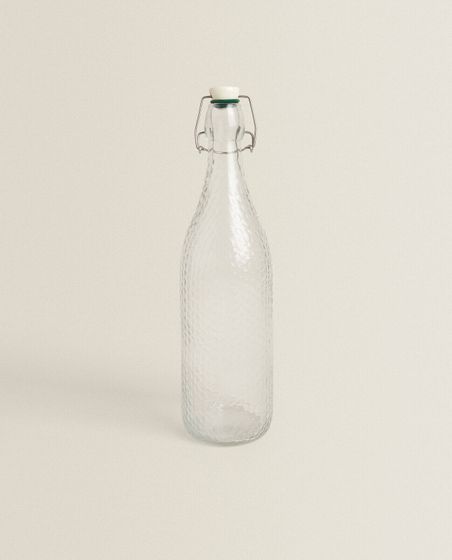 Bottle with ceramic stopper