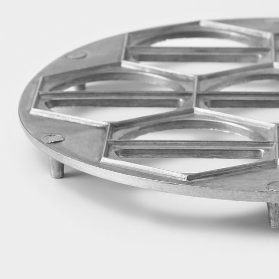 !09 Форма для вареников, 7 ячеек (7.5×4 см), алюминий