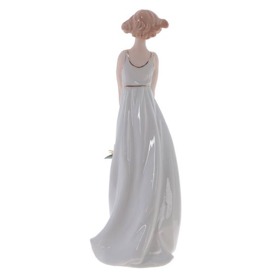 Фигурка декоративная &quot;Девушка&quot;, Д10 Ш9 В28 см