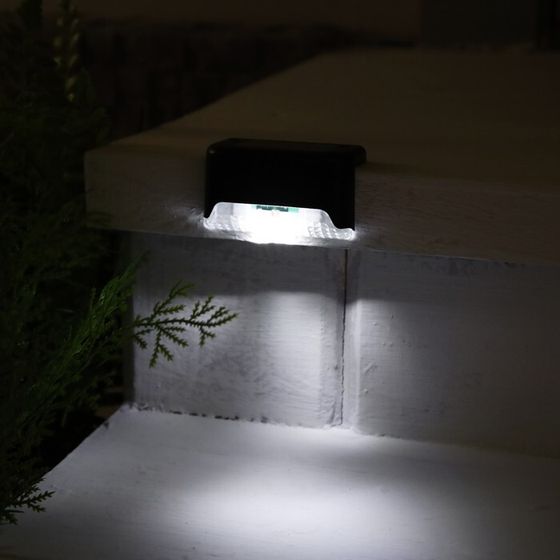 Садовый светильник на солнечной батарее, 8×4.5×4.5 см, 1 LED, чёрный, свечение белое