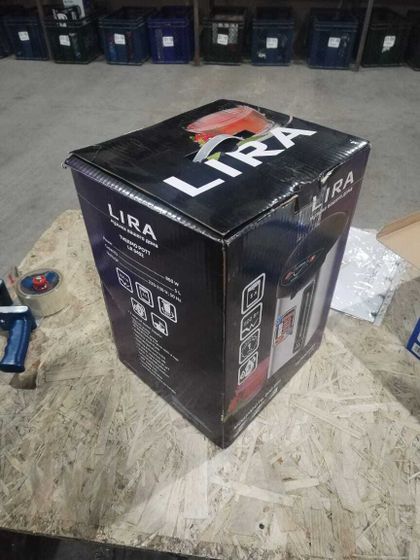 УЦЕНКА-Термопот Lira LR 0402 5л 800Вт серебристый/черный -(небольшая вмятина в лицевой части, плохая упаковка)