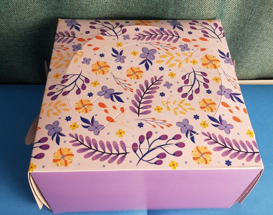 !09 НАБОР 4 ШТУКИ - Коробка для подарков "Бабочки" 22x22x12 см. Цвет сиреневый