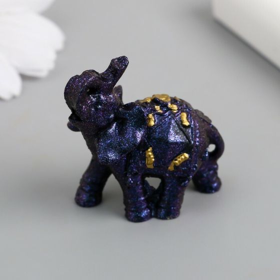 Сувенир полистоун &quot;Сине-фиолетовый слон с попоной и золотом&quot; 4х2х4 см
