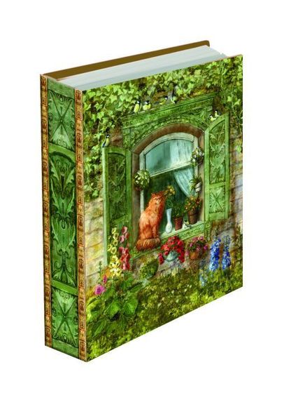 !09 Декоративная настенная ключница Котик на окне, 19х6х27 см на 3 ключа