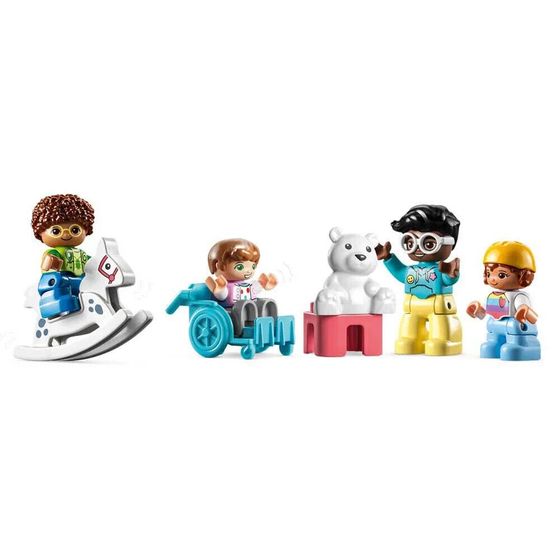 LEGO Жизнь в детской строительной игре