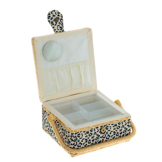 Шкатулка для рукоделия (с подносом и набором для шитья), Д24 Ш20 В11 см