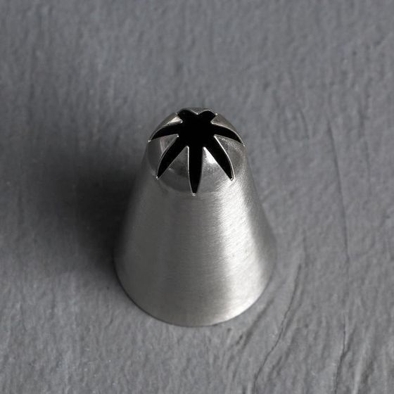 !09 Насадка кондитерская «Закрытая звезда», d=3 см, вых. 1,8 см