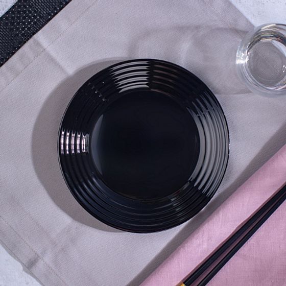 Столовый набор АРЕНА БЛЭК ЭНД УАЙТ 18 предметов