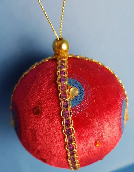 !09 Набор елочных шаров (набор 2 штуки) «Красный шар », d=9 см, флок цвет красный