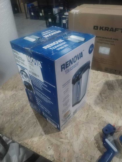 УЦЕНКА-Термопот Renova TP4008-3DS1 4л 900Вт серебристый/черный-(вмятина на корпусе)