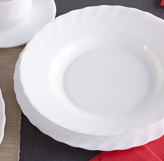 Тарелка пирожковая ТРИАНОН 15,5см