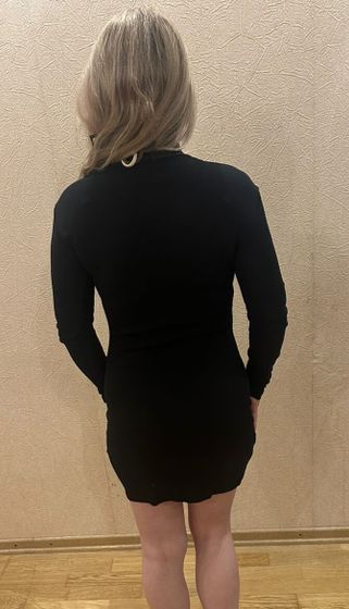 !09 Платье STORE (лапша) c вырезом плотное размер М цвет черный