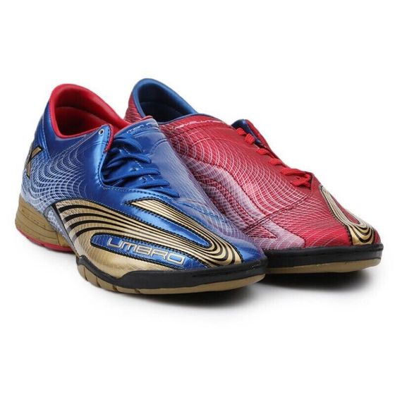 Мужские футбольные бутсы синие красные для зала Indoor shoes Umbro Revolution FCE II-A IN M 886672-6CT