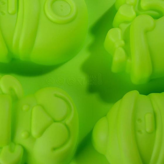 !09 Форма для выпечки «Новый год», 29×17 см, 6 ячеек (8×7×3 см), цвет МИКС