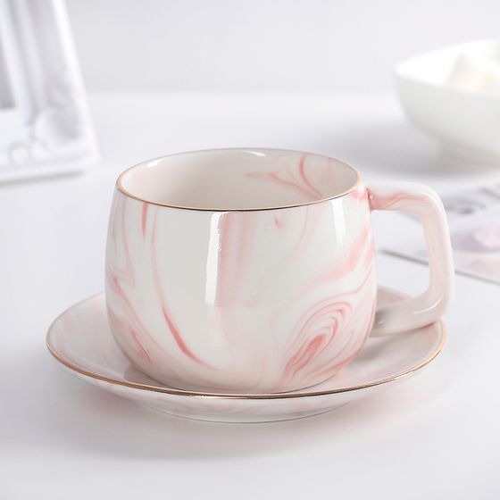#Чайная пара «Мрамор», чашка 250 мл, блюдце 13,5 см, цвет розовый