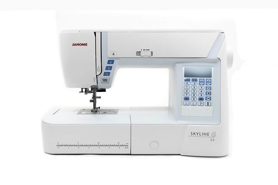 Швейная машина Janome Skyline S3 белый/голубой