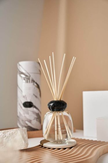 Oud and bergamot Ароматический диффузор (200 мл)