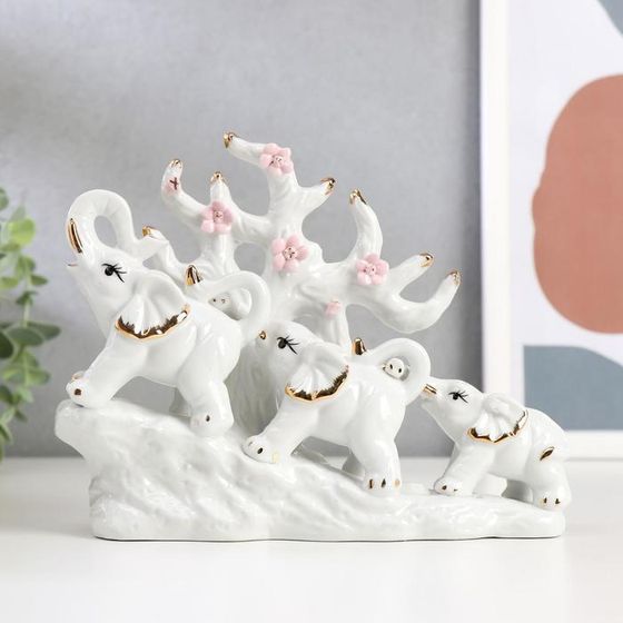 Сувенир керамика &quot;Три слона под деревом&quot; белые 15,5х20х7,5 см