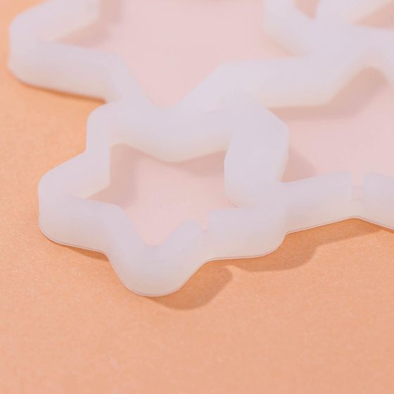 !09 Форма для леденцов «Звёзды», 6 ячеек, 15,5x13,5x0,7 см, цвет белый