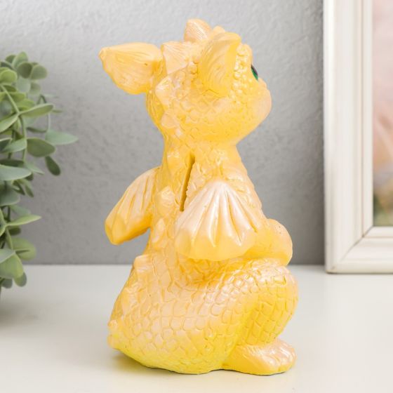 !09 Копилка "Дракончик" 18х10х10 см, цвет желтый