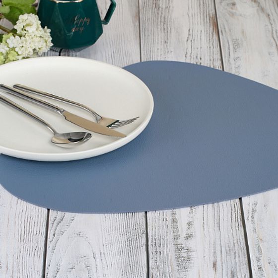 Мат на стол треугольный BLUE 45х36см