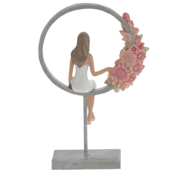 Фигурка декоративная &quot;Девушка&quot;, Д16 Ш7 В24 см