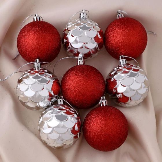 !09 Набор елочных шаров (набор 16 штук) «Шишечки и блеск» d=6 см, цвет серебро красный