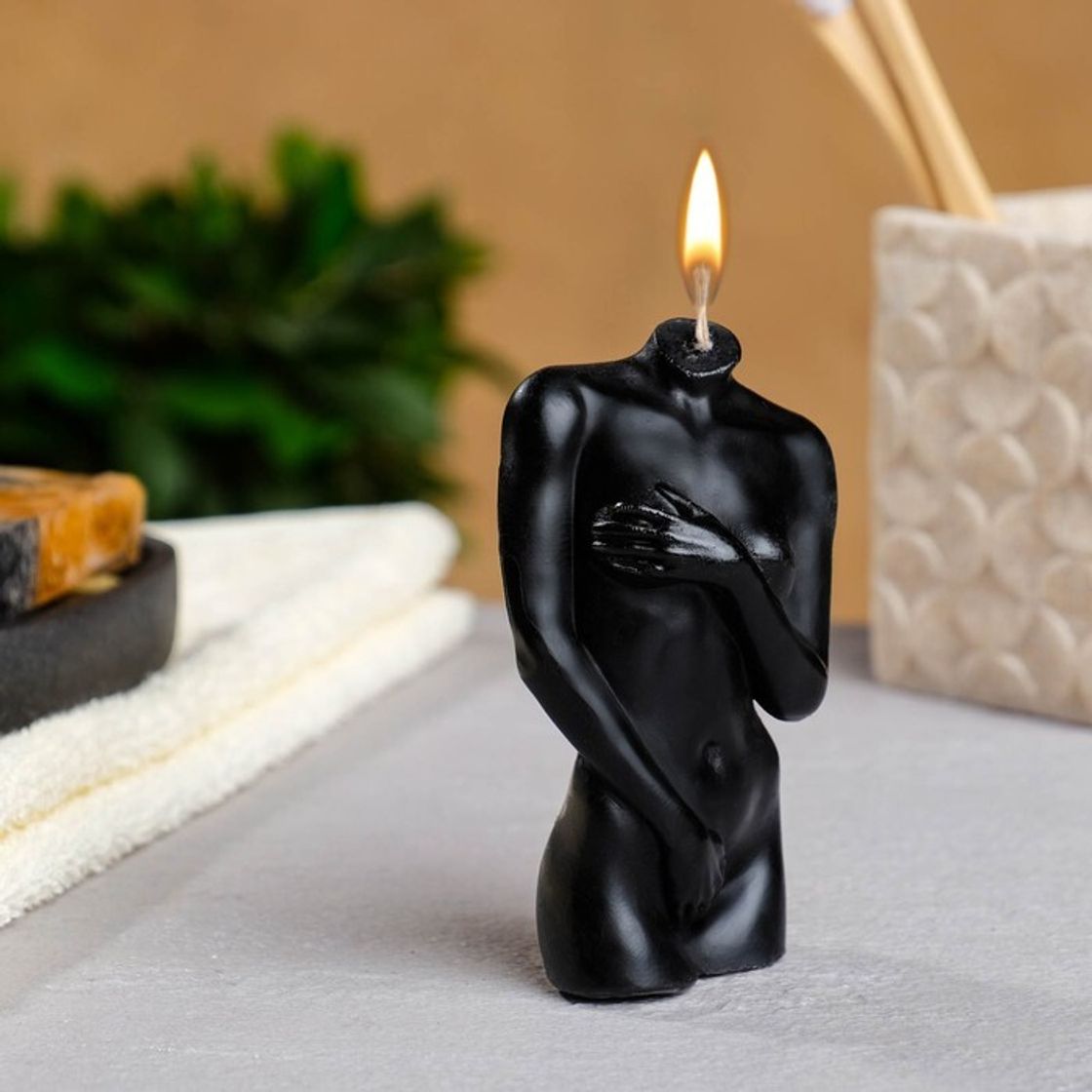 Самый лучший свеча для женщин. Фигурные свечи. Черные фигурные свечи. Свечи женские. Две фигурные свечи.