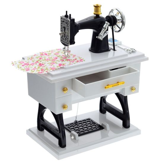 Изделие декоративное "Швейная машинка" (музык.), L16 W10 H20 см