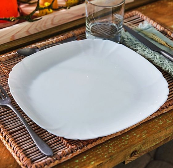 Тарелка обеденная ЛОТУСИЯ 25см