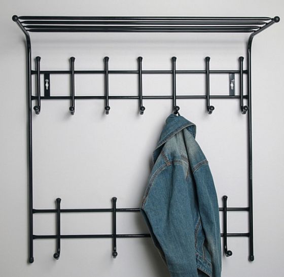 Вешалка с полкой настенная металлическая на 11 крючков ВПТ11 черный