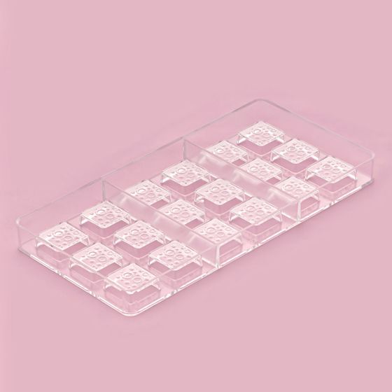 !09 Форма для конфет и шоколада «Пористый шоколад», 33×16.5×2.5 см, 18 ячеек 3×3×1 см, прозрачная