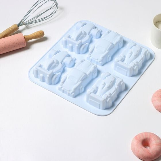 !09 Силиконовая форма для выпечки «Гонки», 29,5×27 см, 6 ячеек (11,5×6,5 см), цвет МИКС