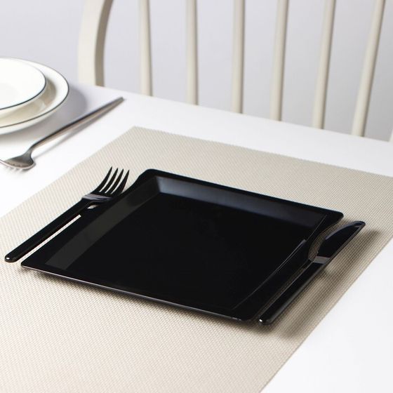 Тарелка пластиковая одноразовая 3 в 1: тарелка, вилка, нож, квадратная, черная