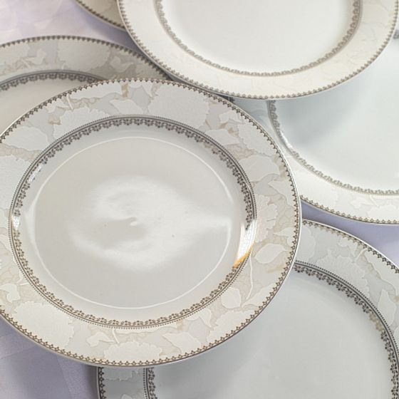 Тарелка обеденная MIA 25см