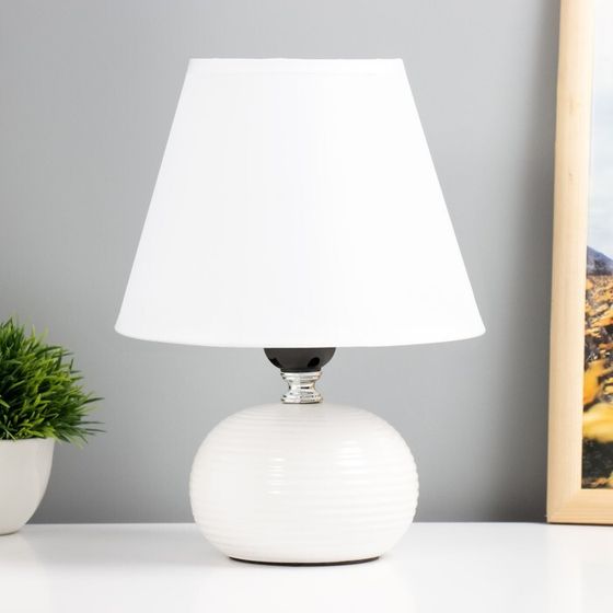 Лампа настольная Е27 25W «Саленто белая» 18×18×25 см RISALUX