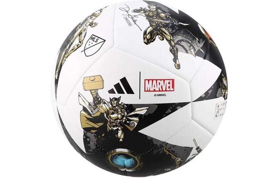 Футбол в рамках сотрудничества Adidas и Marvel